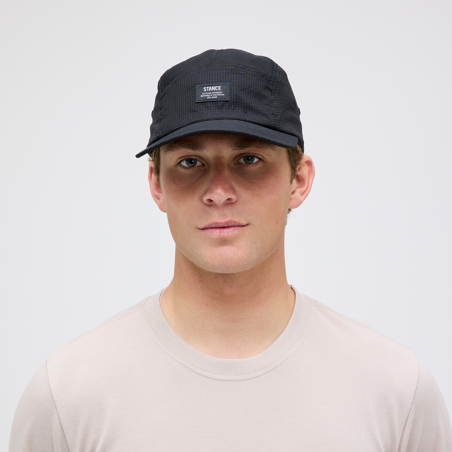 Stance Kinetic 2.0 Adjustable 5 Panel Cap Schwarz |model
