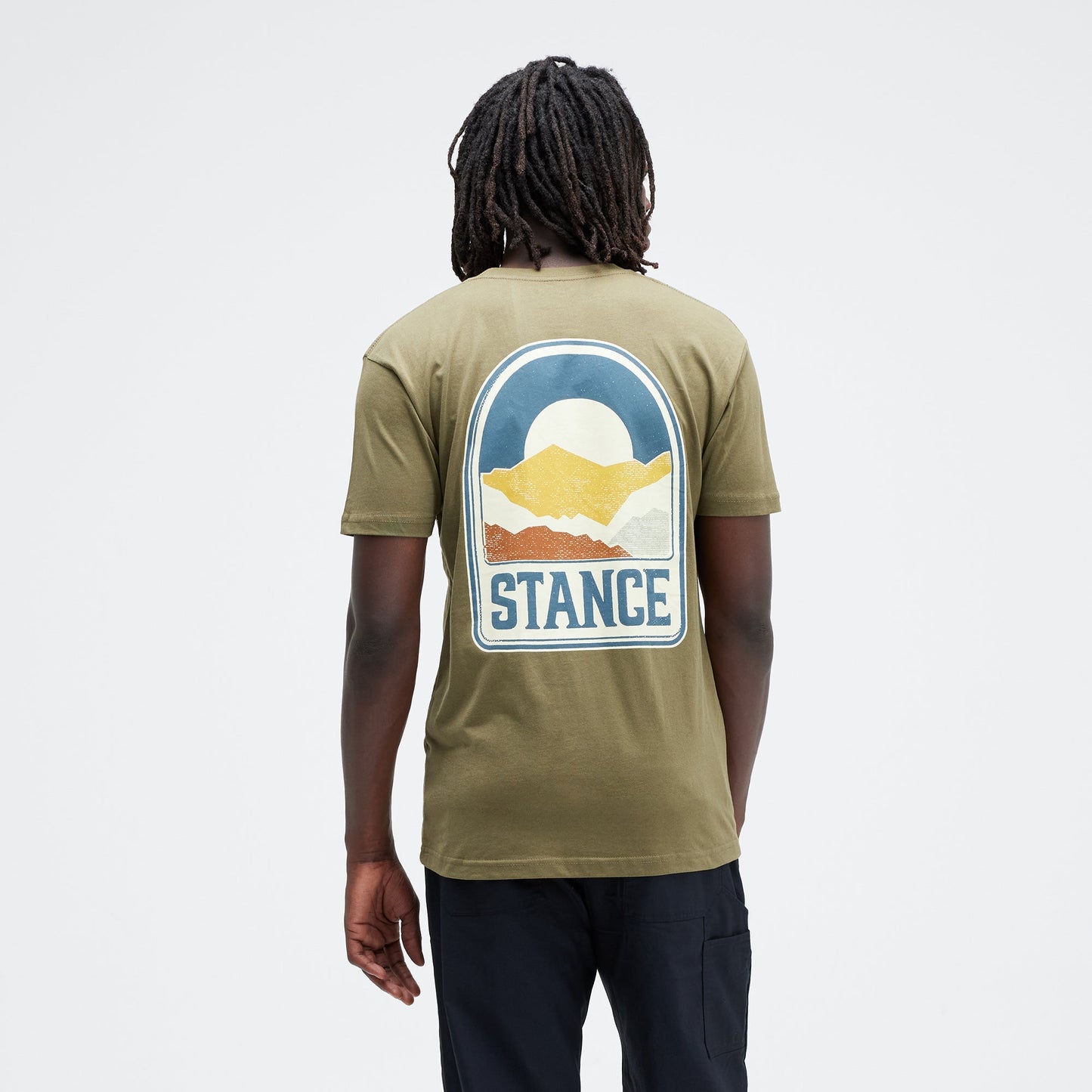Stance Saddleback T-Shirt Military Grün |model