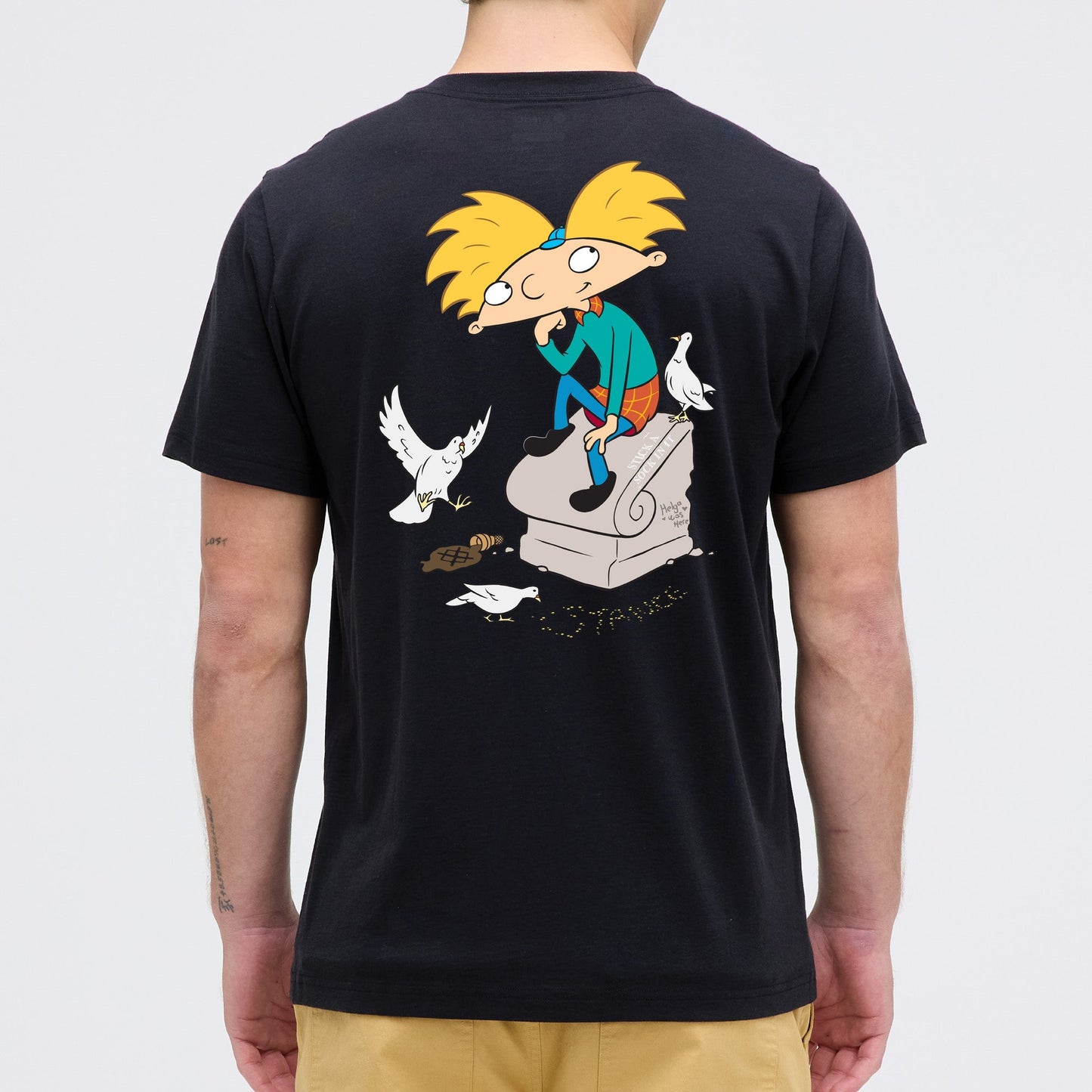 Stance Hey Arnold Stoop T Shirt Schwarz|model
