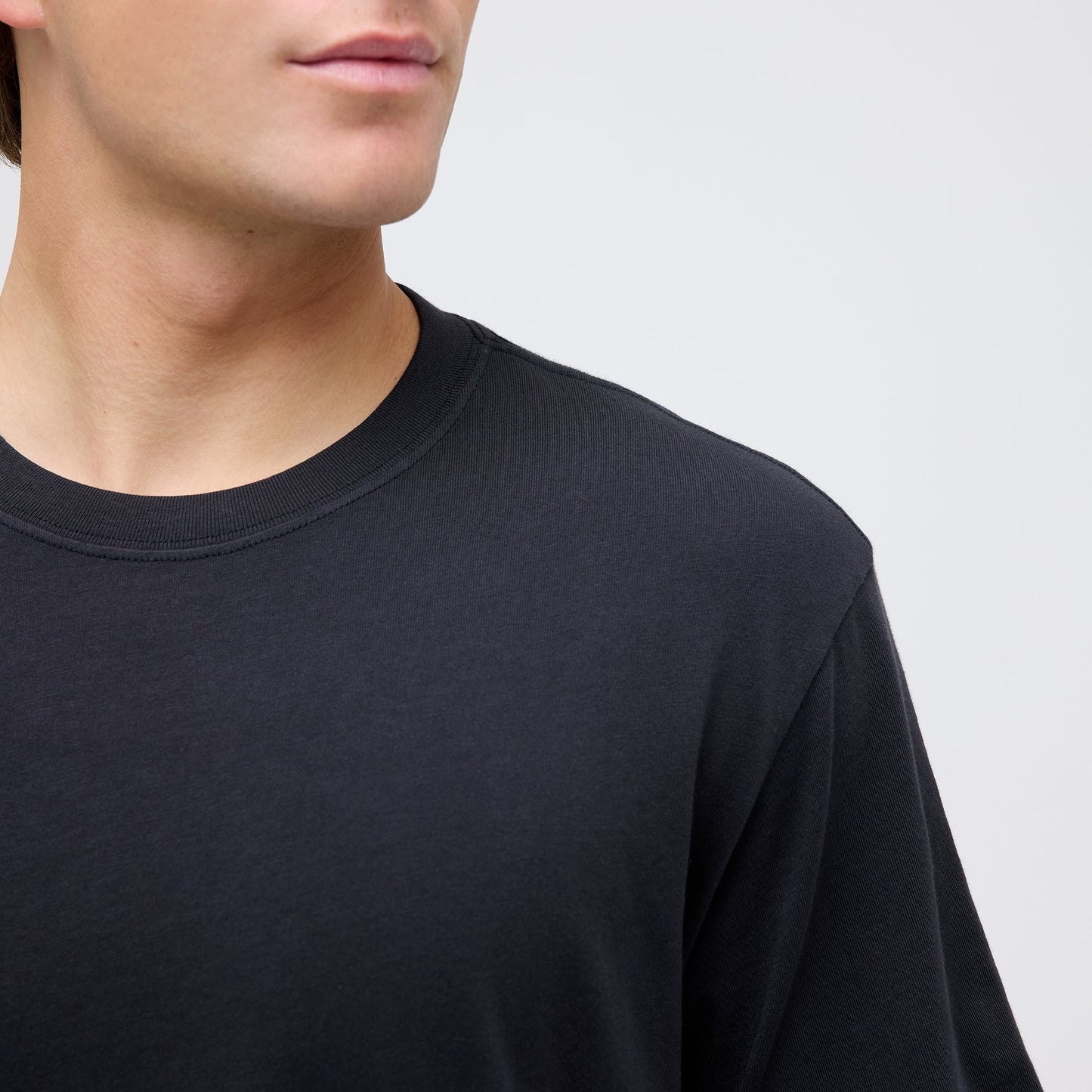 Stance Studio Bio-Baumwolle Tee Verwaschenes Schwarz