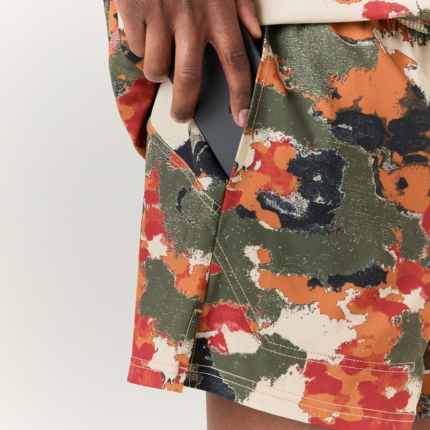Stance Strike Shorts Camouflage |model