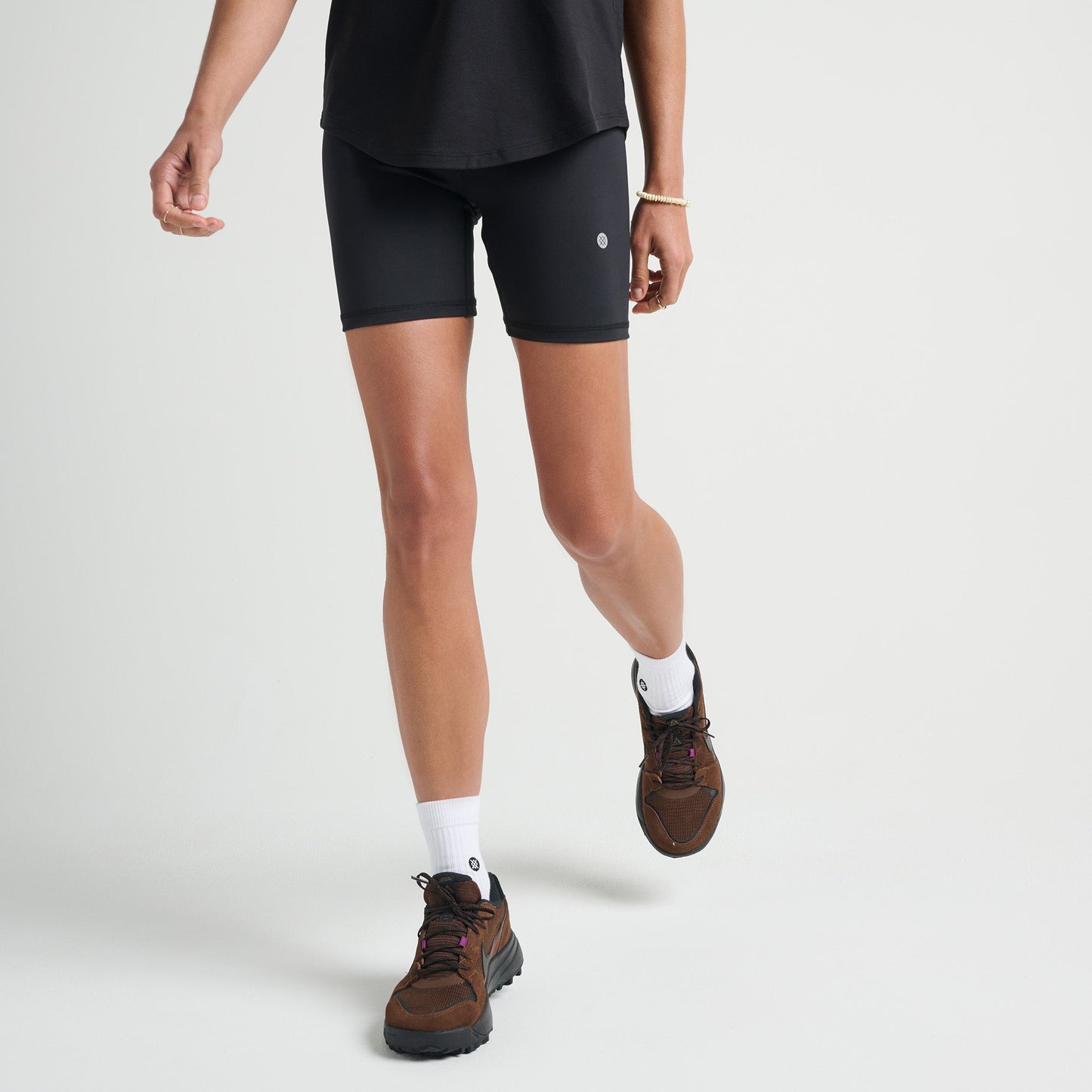 Stance Happenings Bike Shorts Fur Damen Schwarz |model