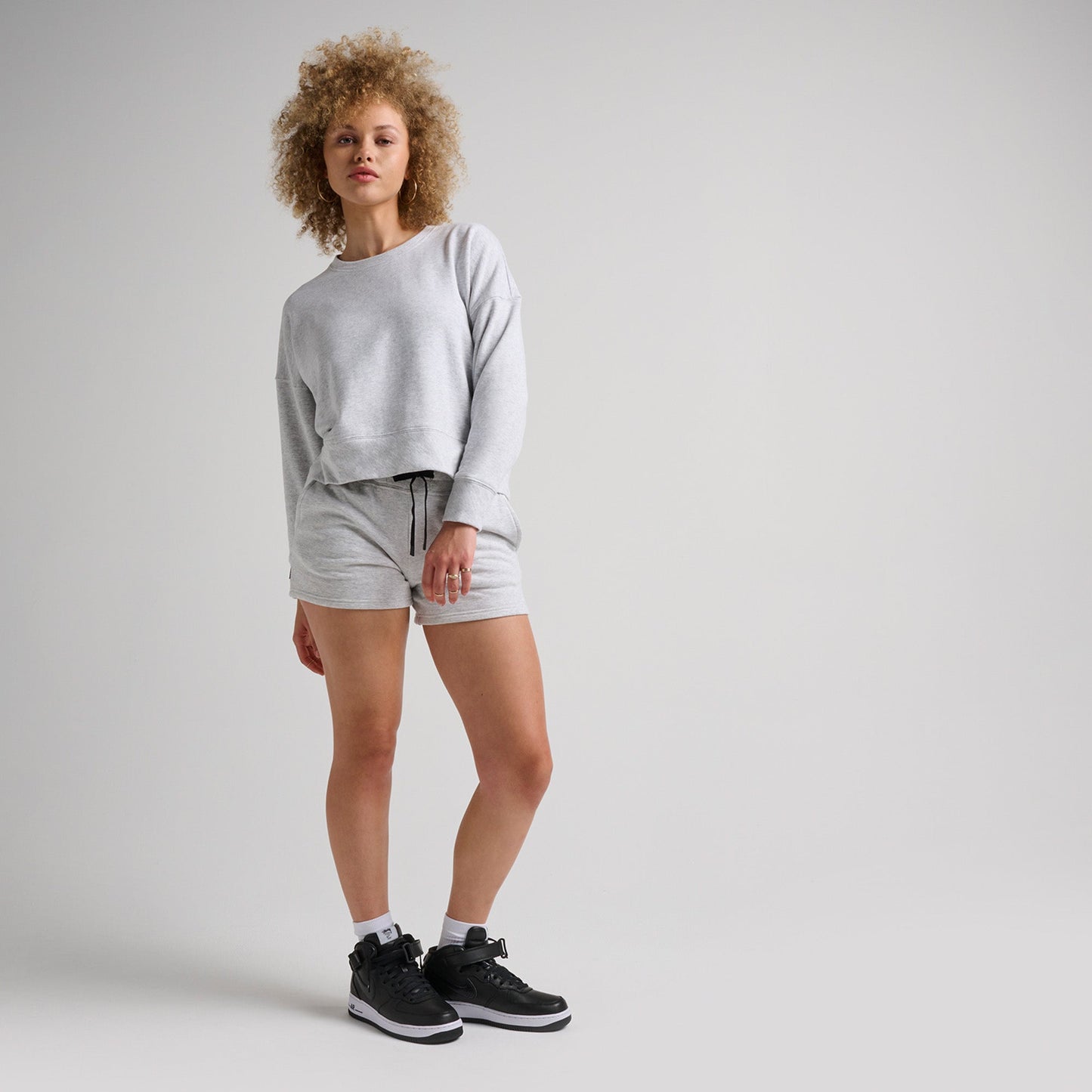 Stance Shelter Mit Rundhalsausschnitt Fur Damen Beige Meliert |model