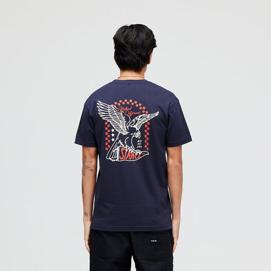 Stance Free Bird T-Shirt Marineblau |model