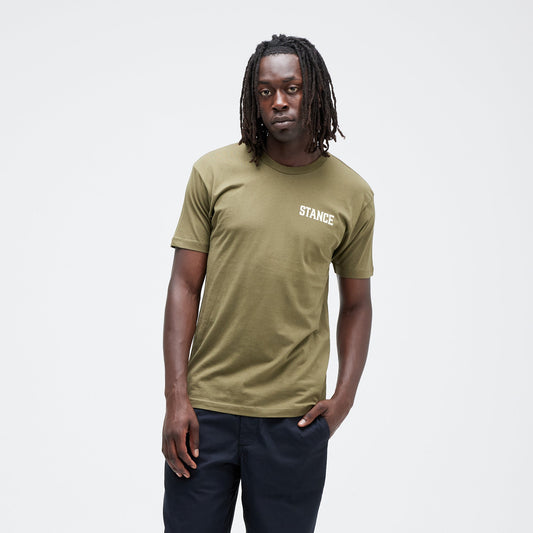 Stance Saddleback T-Shirt Military Grün |model