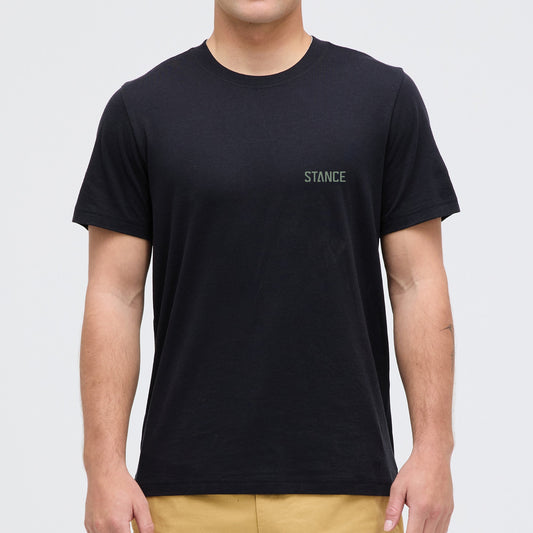 Stance Mountain T Shirt Schwarz|model
