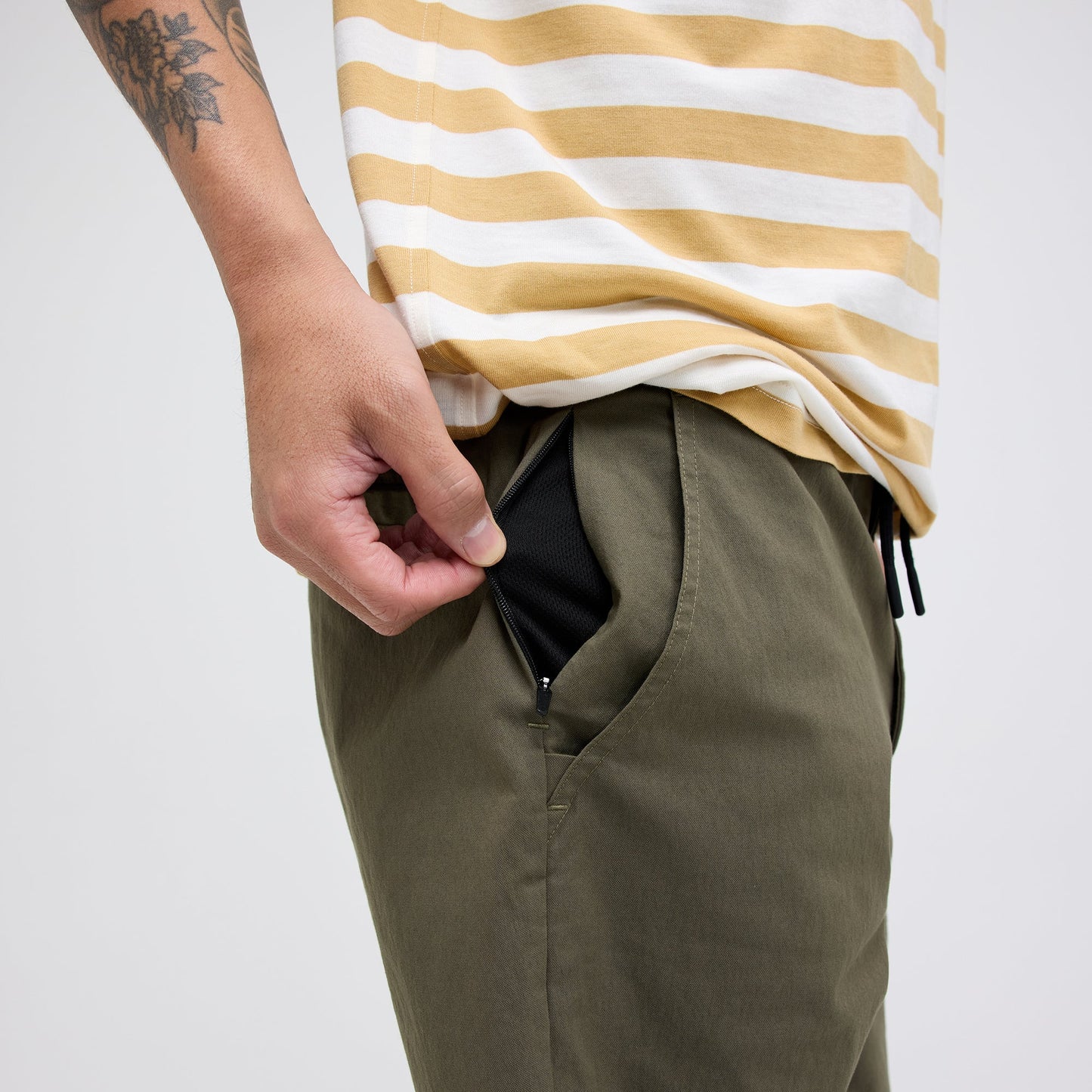 Stance Compound Chino Shorts Olivgrün