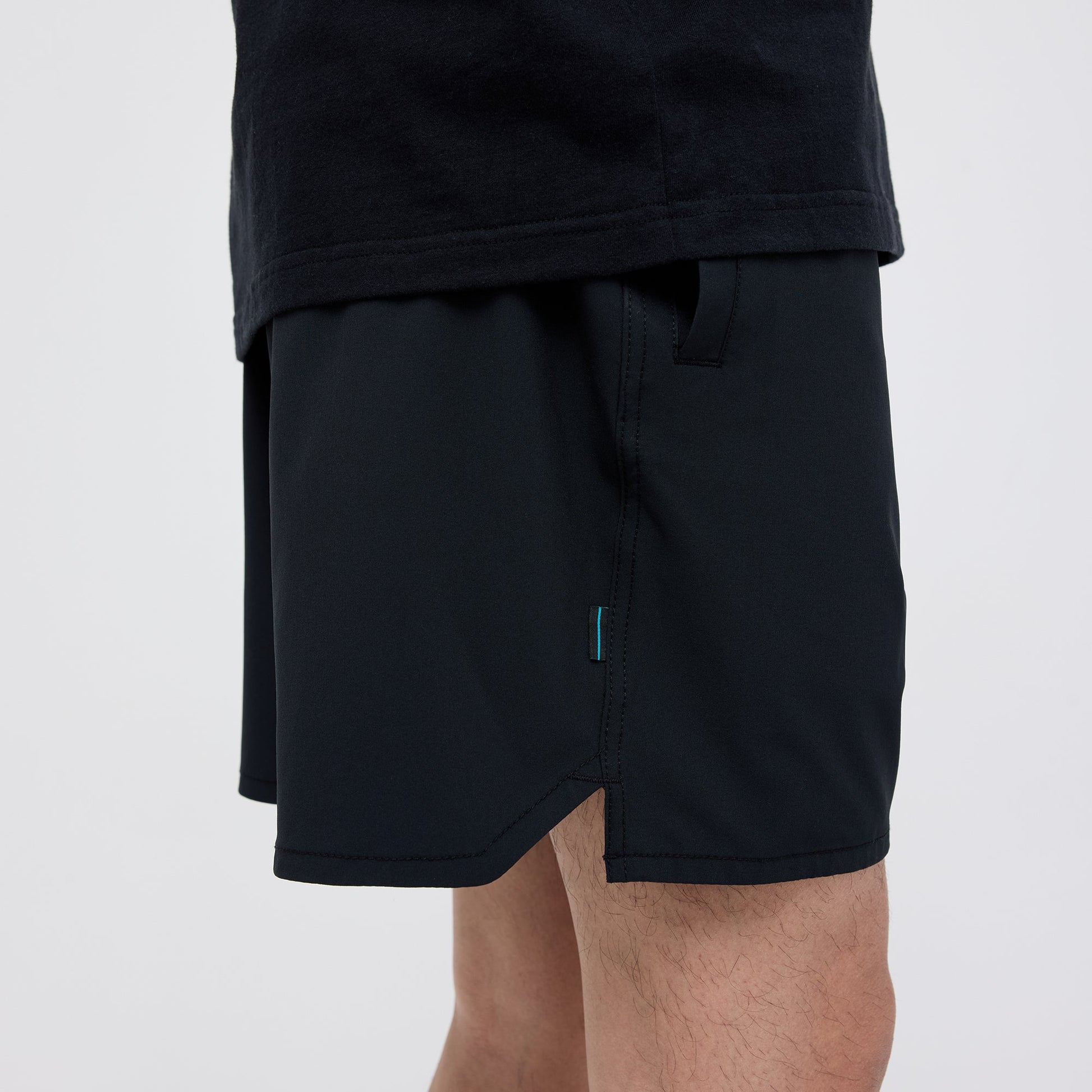 Stance Complex Hybrid Shorts 7 In Schwarz