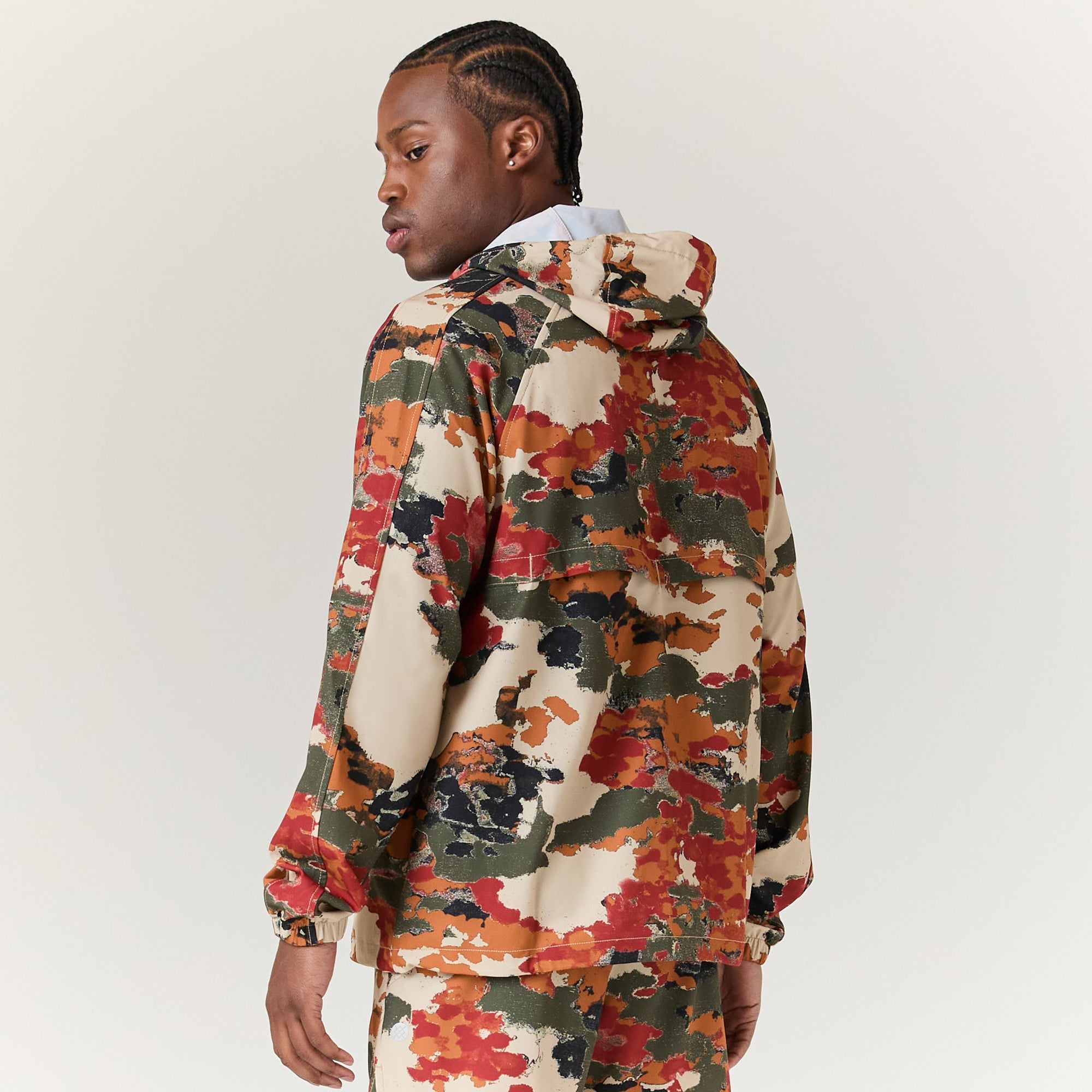 Stance Warm Up Jacket Camo |model