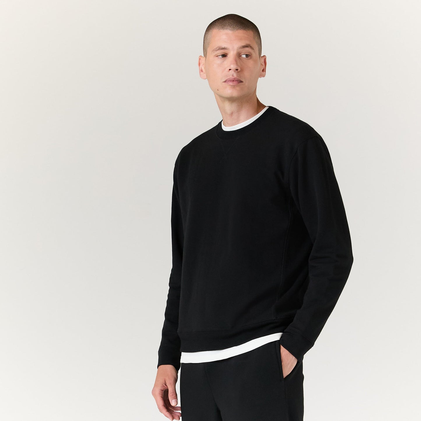 Stance Aura Crew Sweatshirt Schwarz |model