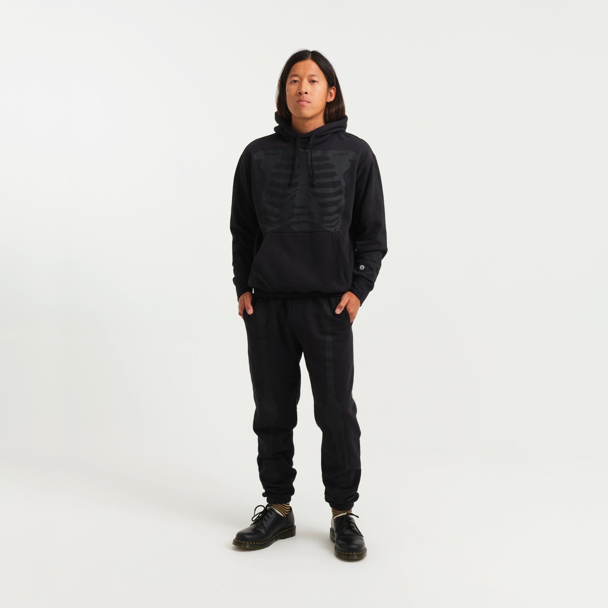 Stance Mercury Sweatpant Black Fade |model