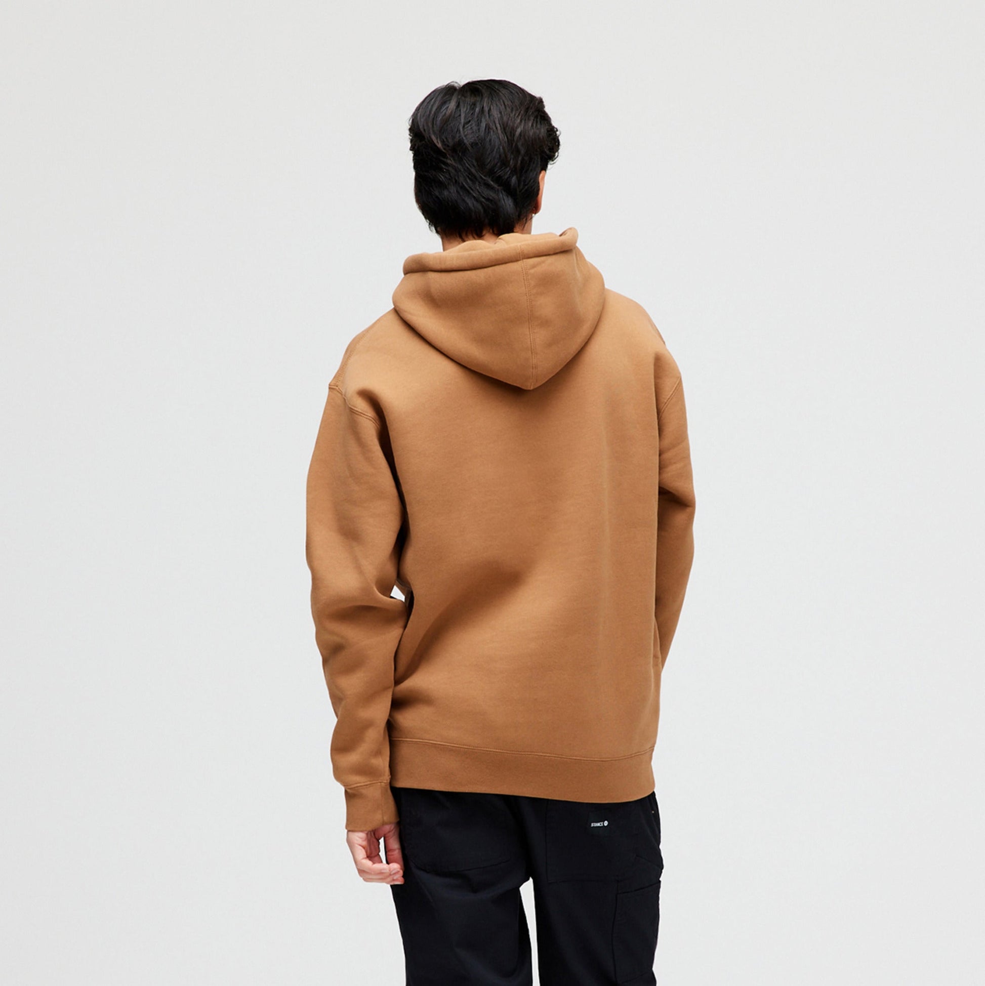 Stance Coin Flip Hoodie Saddle |model