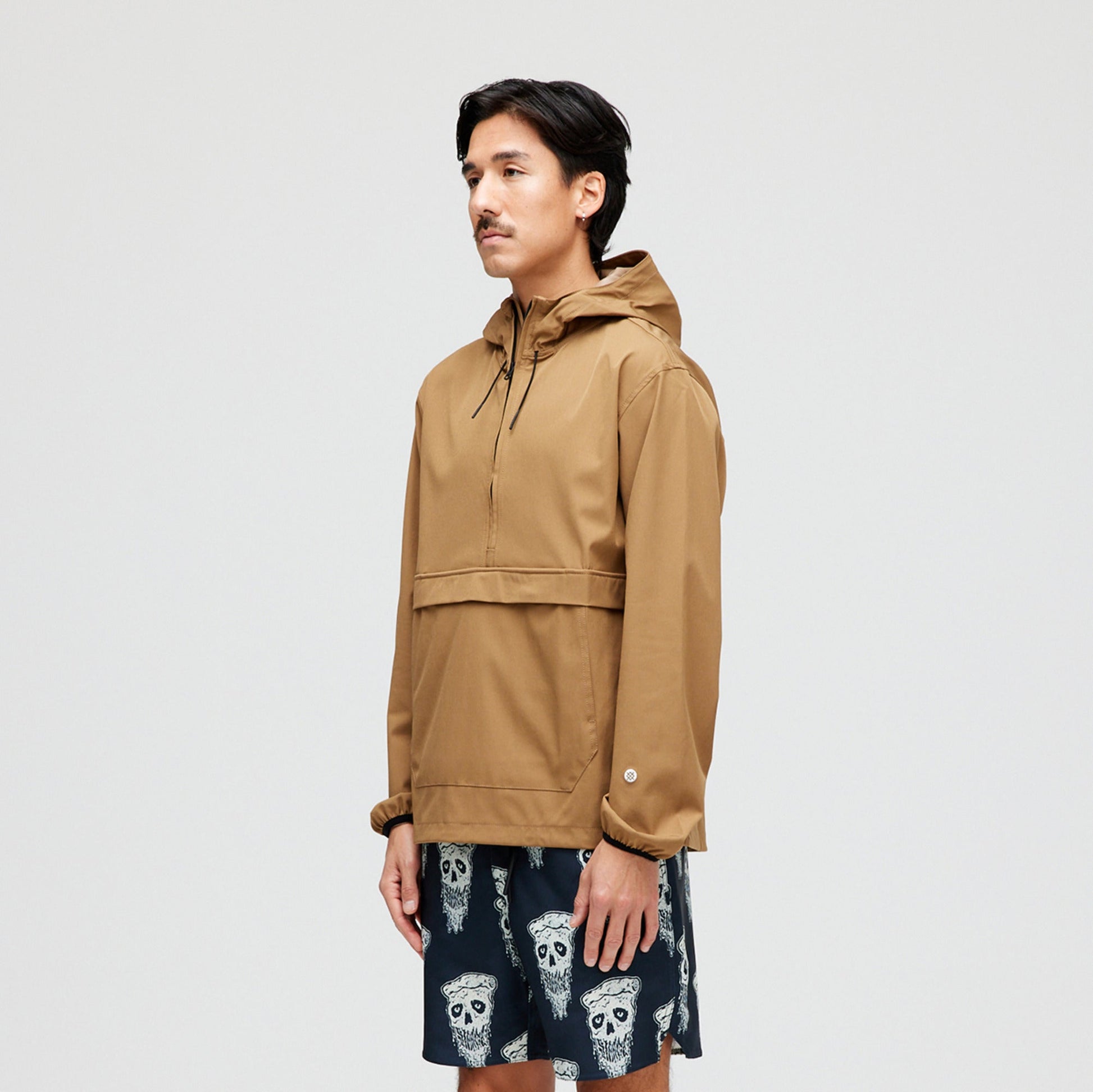 Stance Complex Anorak Braun |model