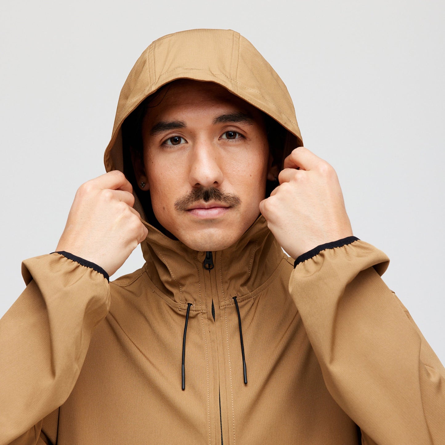 Stance Complex Anorak Braun |model