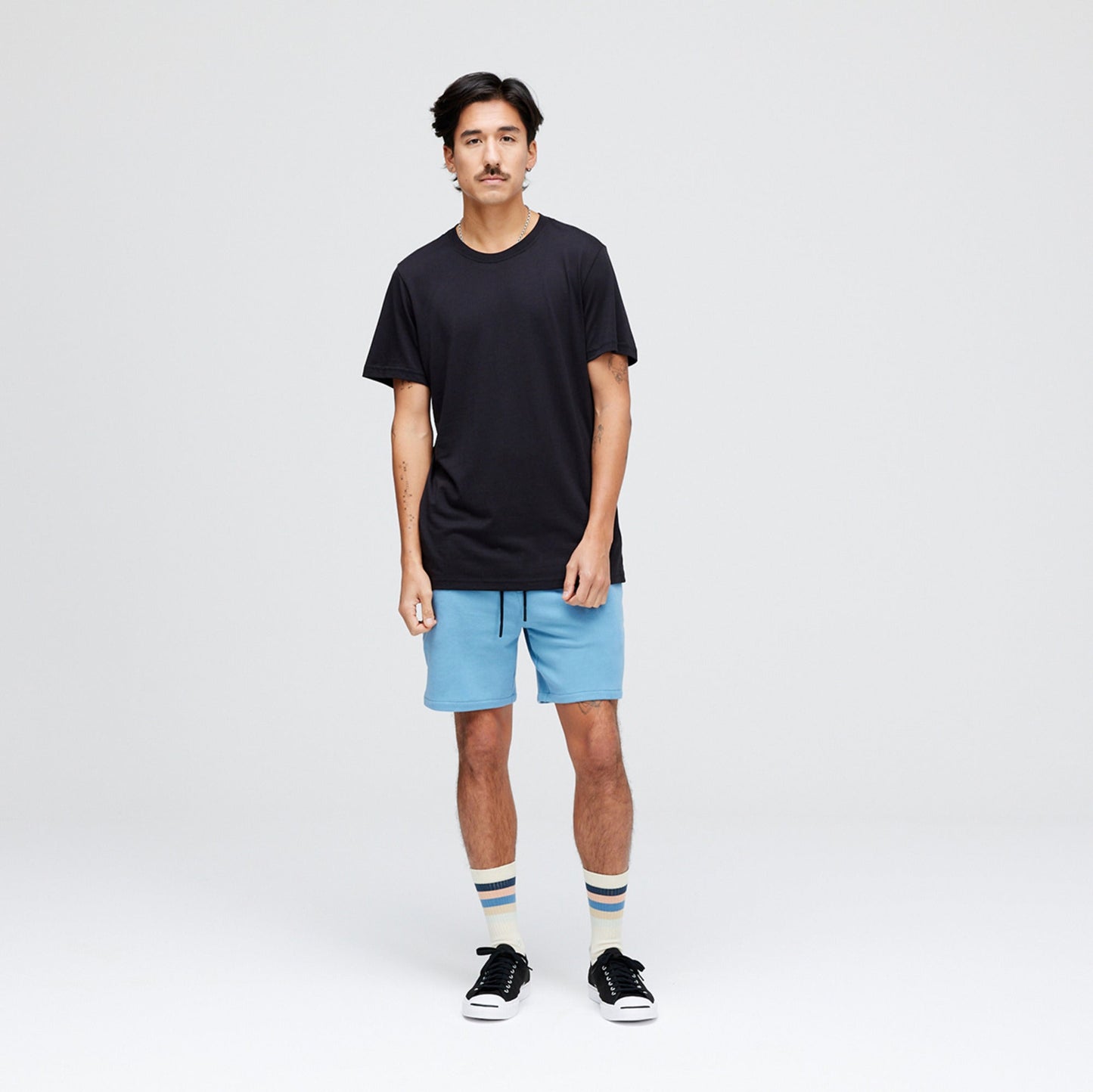 Stance Shelter Shorts Blau |model