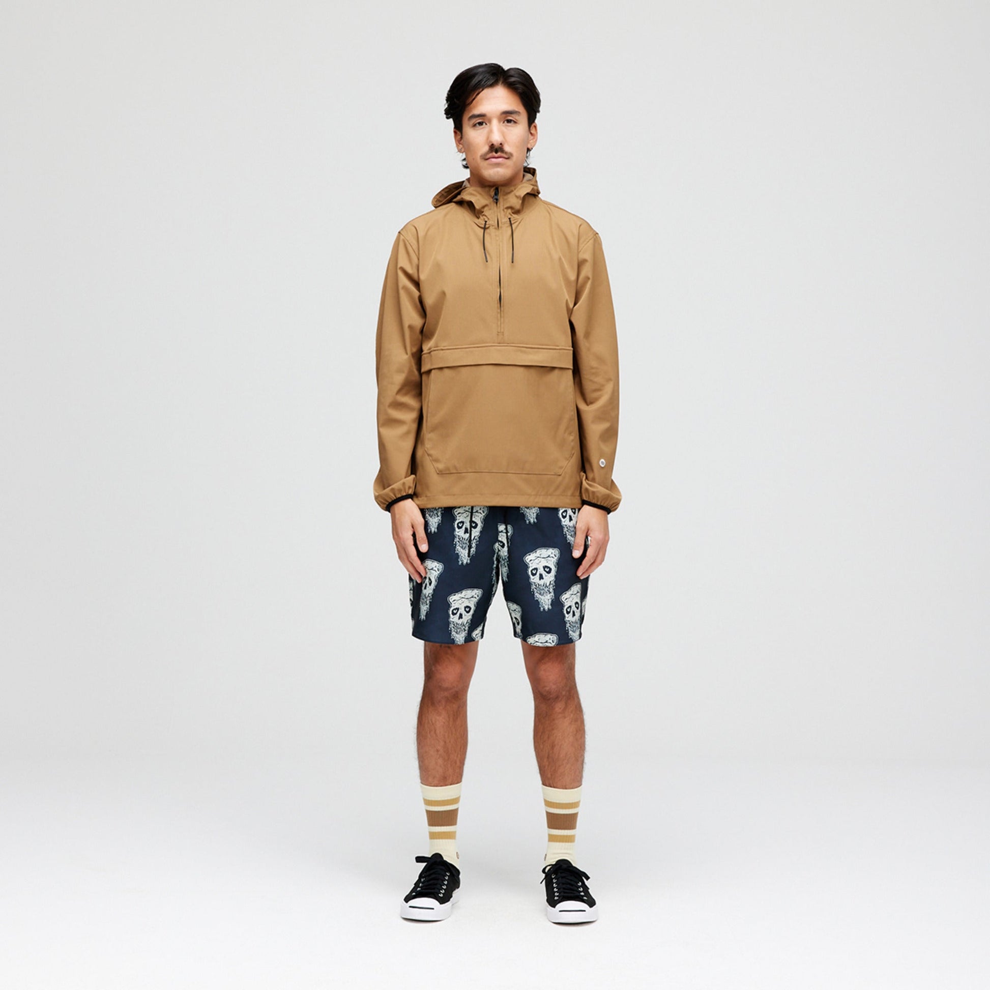 Stance Complex Athletic Shorts Schwarz Weiss |model