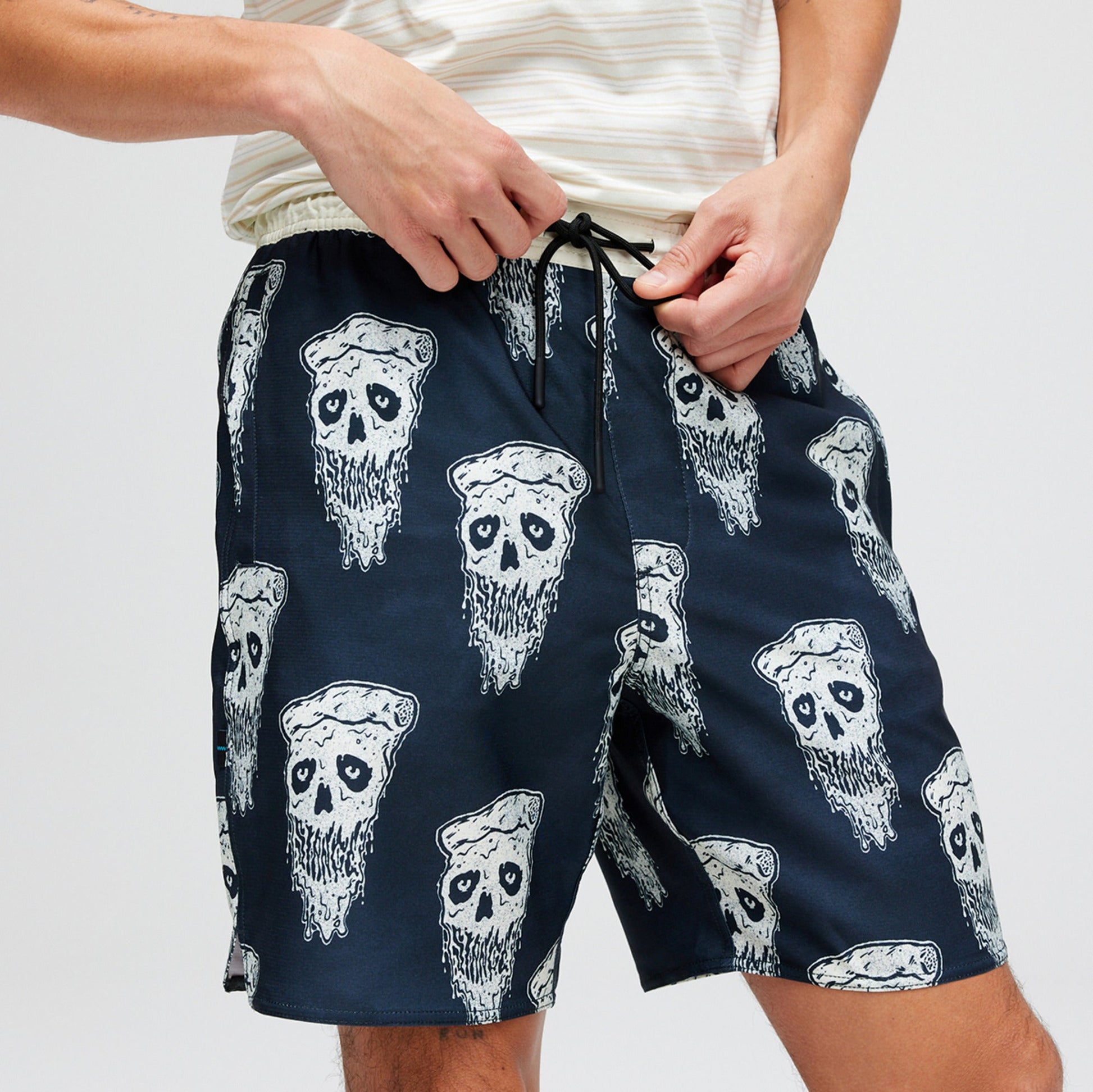 Stance Complex Athletic Shorts Schwarz Weiss |model